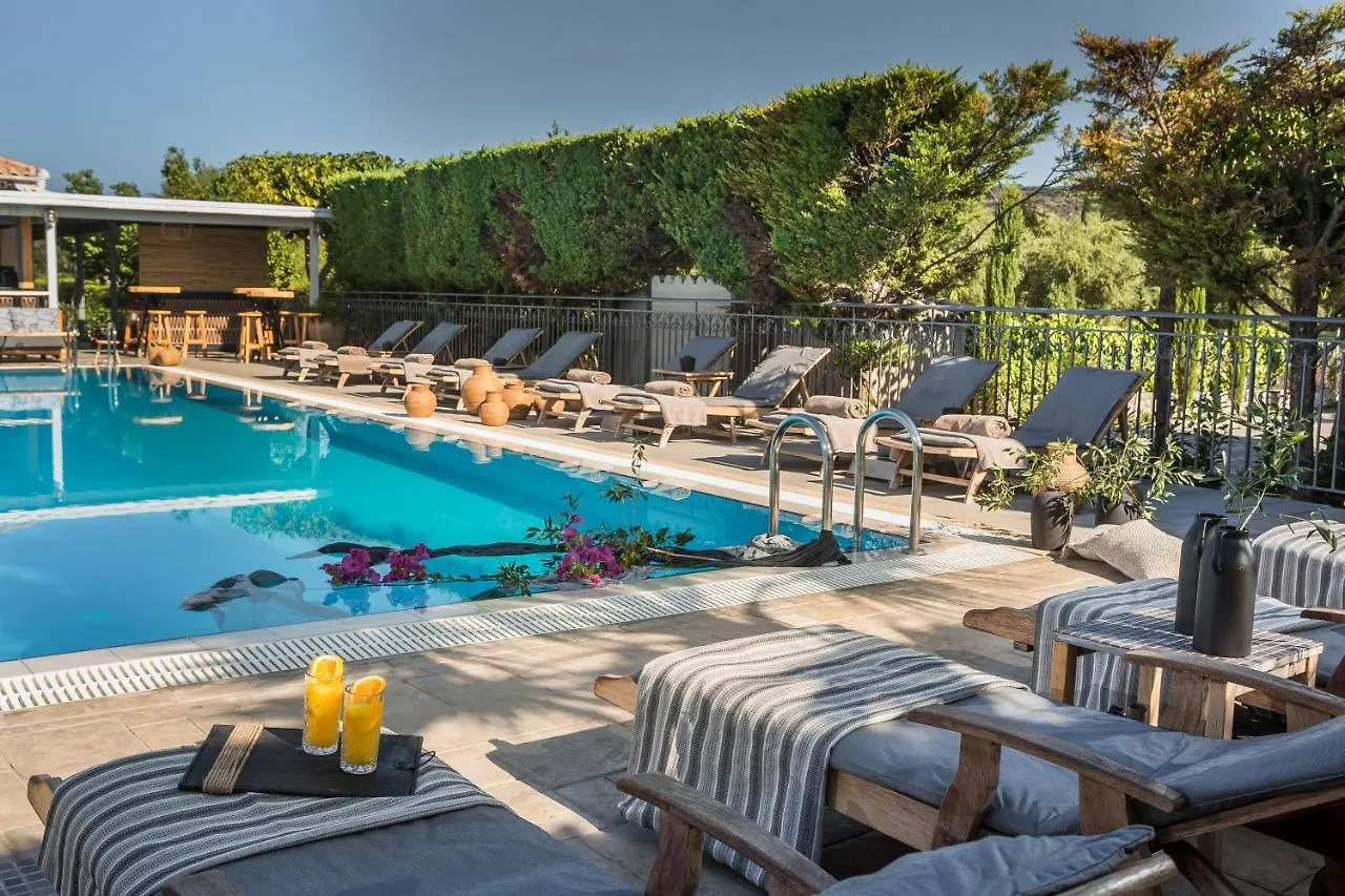 Avithos Resort Hotel Livathos