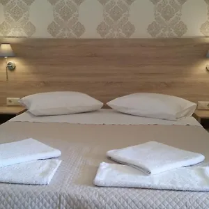 Dreamy Airport's Apartment Heraklion (Crete)